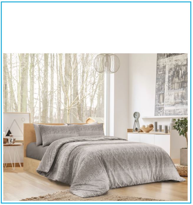 Copripiumino colore tortora sfumato in beige su letto