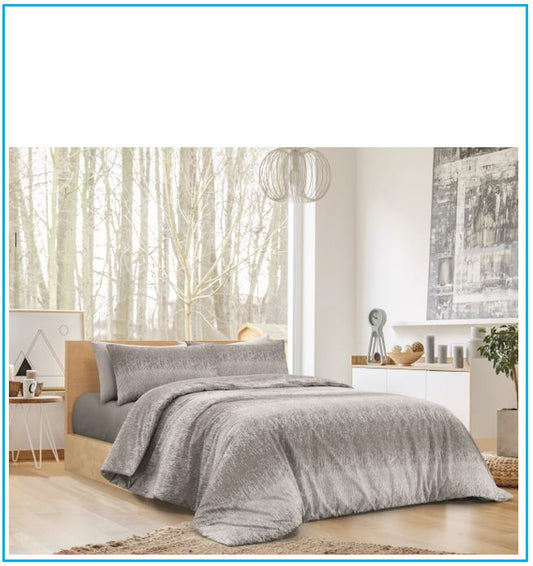 Copripiumino colore tortora sfumato in beige su letto