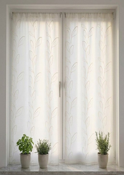 Tenda a vetro elegante in tessuto effetto lino con ricamo a foglia stilizzata su finestra, decorazione per interni